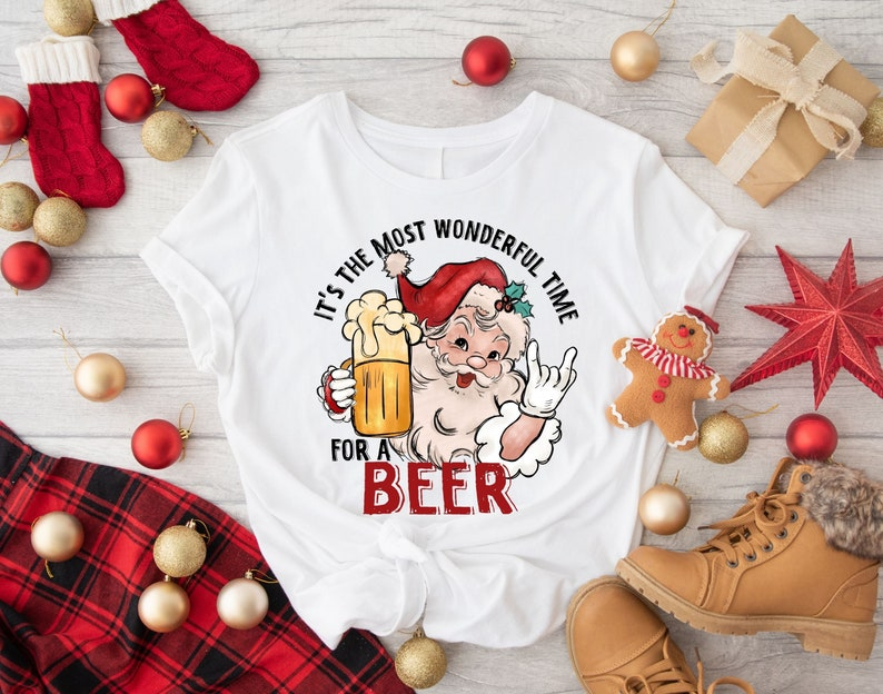 Camiseta Básica Unissex Papai Noel For a Beer