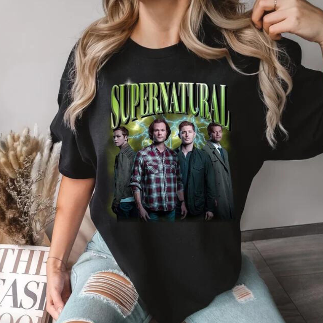 CAMISETA BASICA UNISEX Sam and Dean Vintage Supernatural-preto