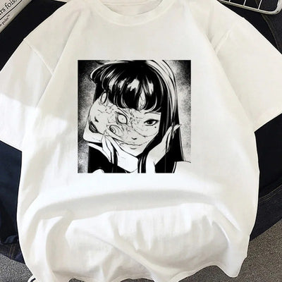 Camiseta Básica Unissex Tomie Junji Ito Demon Face